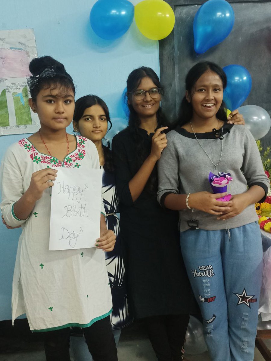 What else should we name this day❓ Sushant Day 💞 @itsSSR isn't with us but our hearts are connected ❤ Whole day #KolkataWarriors spent der time to Little Angels 💙 We are glad to have a beautiful children wid us , performed well on SSR 🎂 🥳 #SushantMoon @withoutthemind