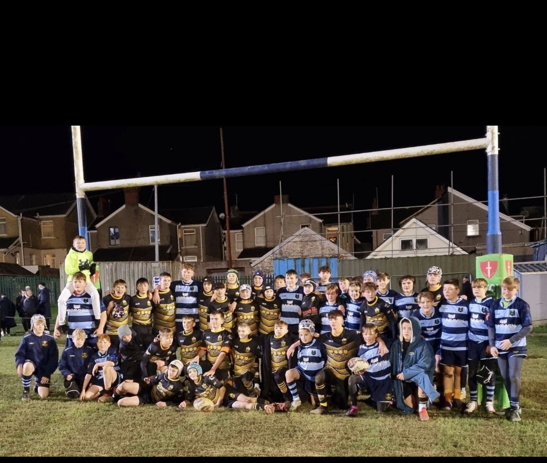 UppaCelts13's tweet photo. Kenfig Hill 12-42 Maesteg Celtic 
District Cup Semi Final 🏉🏆
Friday night lights 🙌🏻 What a game, what an atmosphere, what a crowd 😍 Superb game of rugby with both teams giving it everything 👊🏻🔥 the standard of rugby was incredible 🤝 Final here we come  #ceticsonfire 🔥😁 https://t.co/DIsc4zhkML