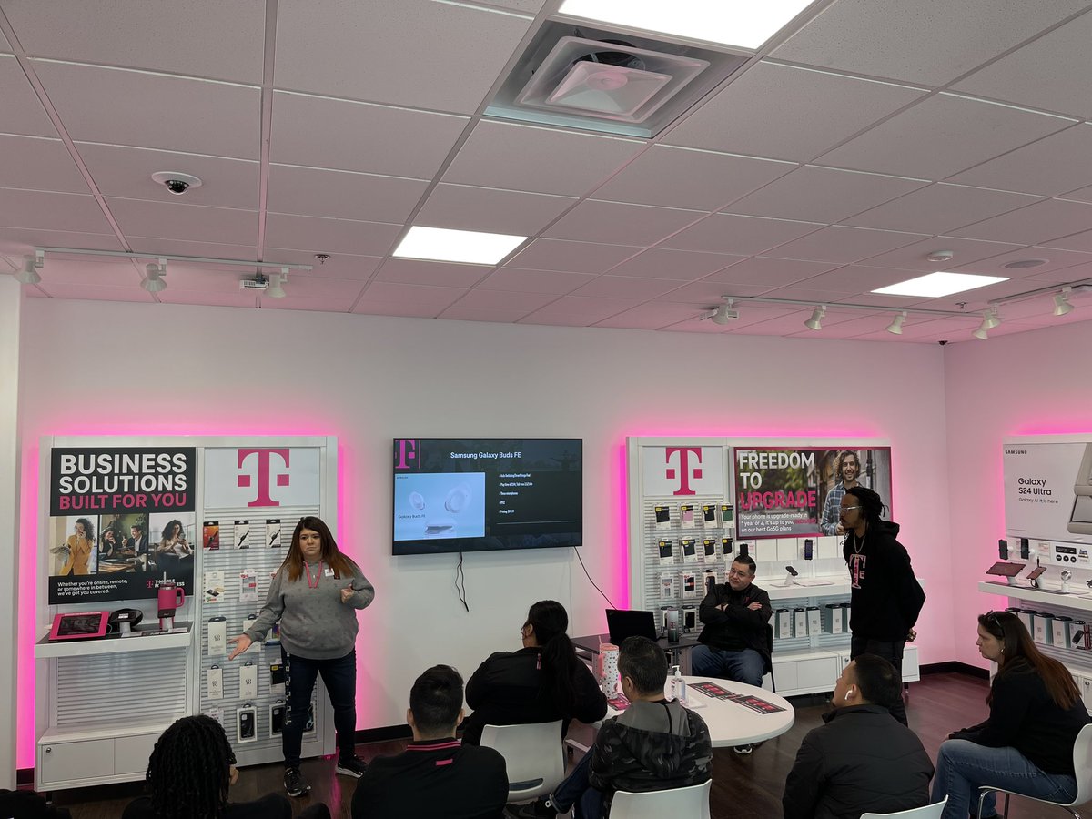 My RAM <a href="/DemarieCherelle/">Demarie Jimenez</a> leading the S24 training with the wolfpack! Proud moment!🫡🫡🫡

<a href="/TheAldanski/">Andres Aldana</a> <a href="/Charles_X_Clark/">Charles Clark</a> <a href="/yes_i_cantu/">Matt Cantu</a>