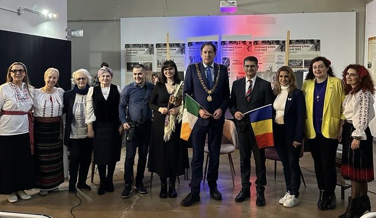 Laurențiu-Mihai Ștefan (@laur_stefan) on Twitter photo Wonderful gathering of the Romanian community in Cork today to welcome the photo exhibition and stories of grandparents passing on traditions and language to their Irish-born grandchildren - with special guest Lord Mayor of Cork <a href="/cllrkmac/">Cllr Kieran McCarthy</a>. 🇷🇴🇮🇪🇲🇩 Wonderful gathering of the Romanian community in Cork today to welcome the photo exhibition and stories of grandparents passing on traditions and language to their Irish-born grandchildren - with special guest Lord Mayor of Cork <a href="/cllrkmac/">Cllr Kieran McCarthy</a>. 🇷🇴🇮🇪🇲🇩