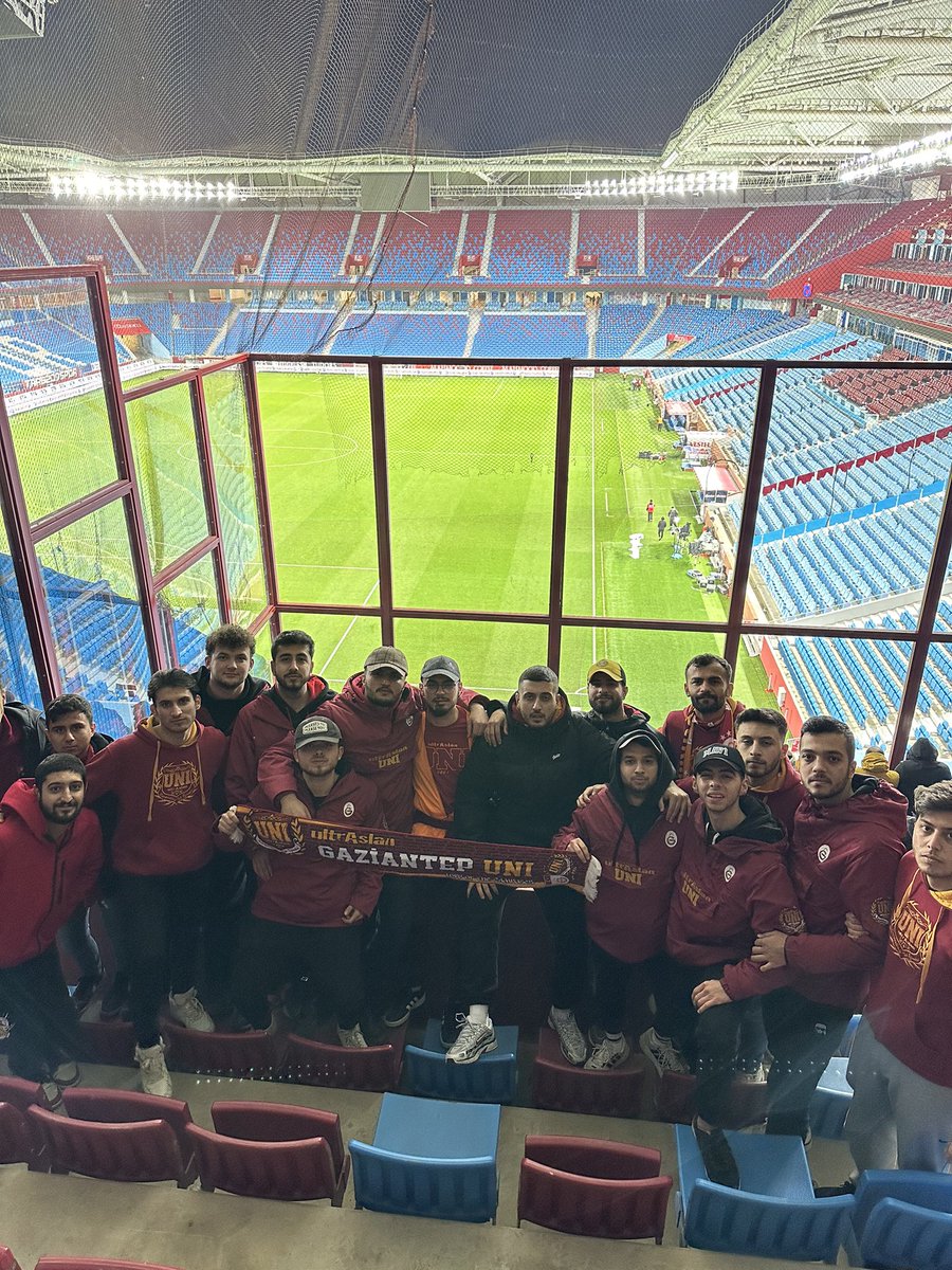 Var olduğun her yere biz hep geleceğiz! 

Galatasaray’ımızı trabzonspor maçında yalnız bırakmadık.

#ultrAslanUNI
#uAUNIGAZIANTEP
