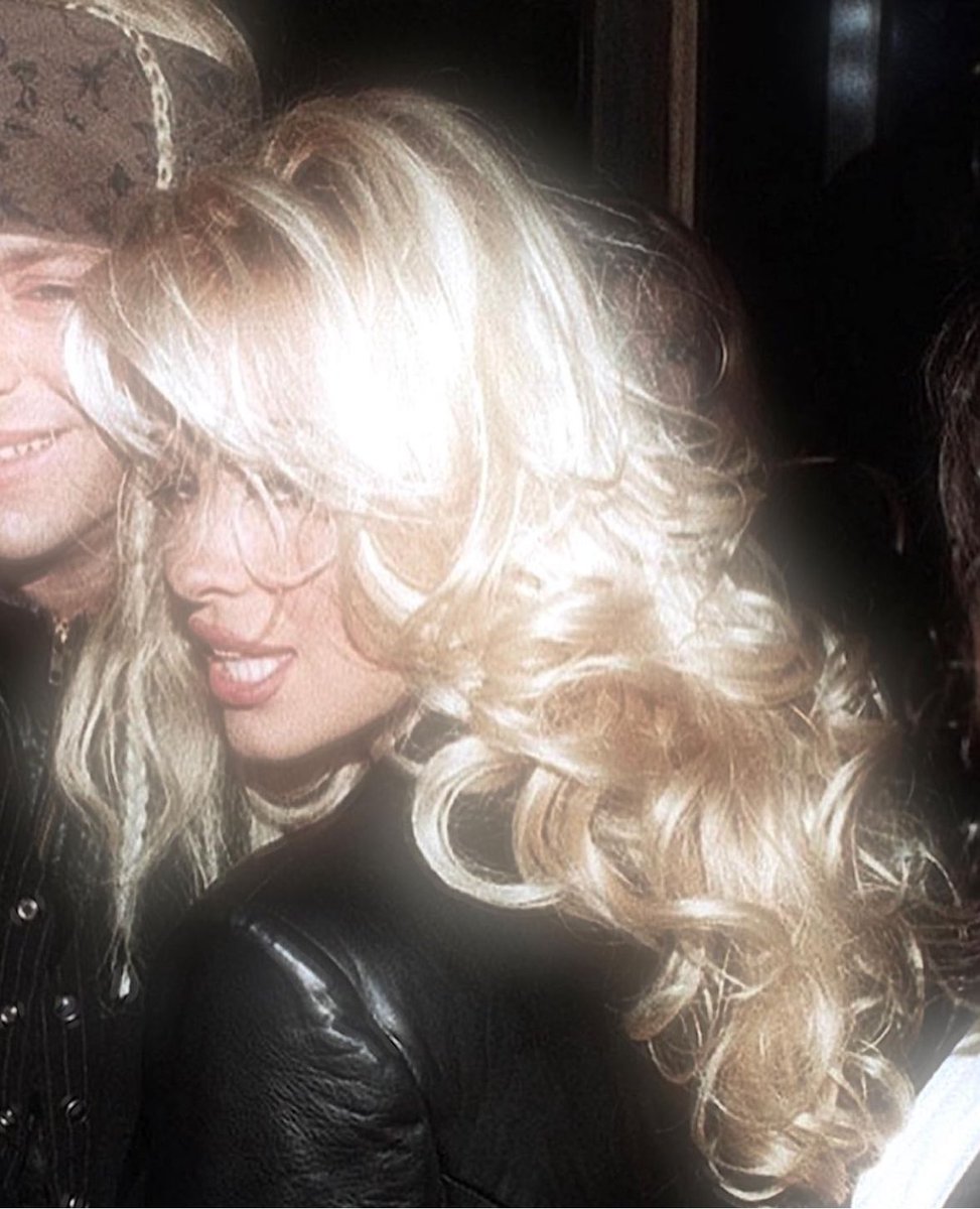 valleydoIl's tweet image. 