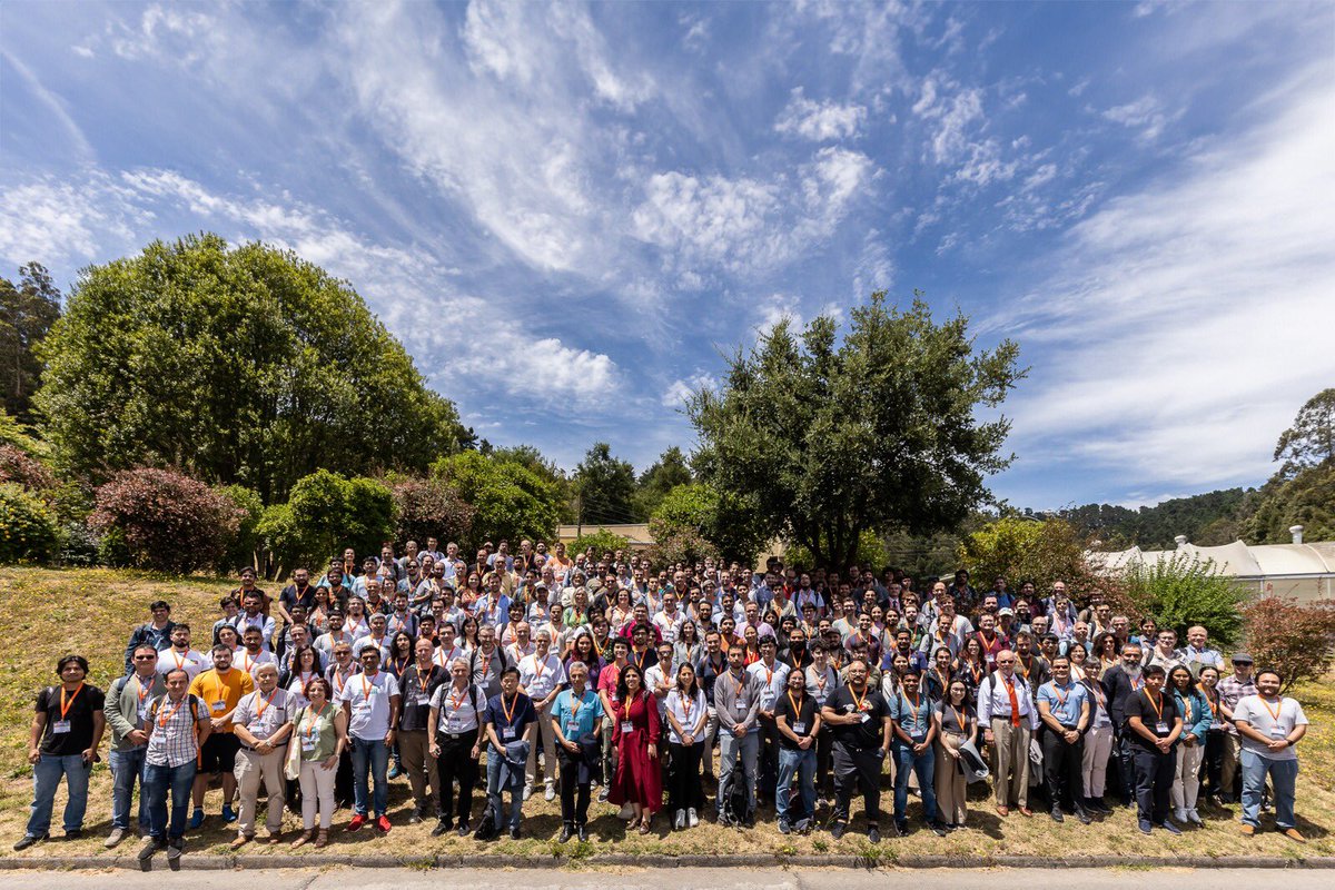 CI2MA_UdeC's tweet photo. #Medios @DiarioConce UdeC realizó la séptima versión de evento internacional de matemática aplicada 

"Esta área es bien fuerte a nivel mundial en Concepción, por este polo entre las tres universidades", afirmó Manuel Solano

Leer en: https://t.co/UDjR4ln1zN https://t.co/aqnUMqkX9i