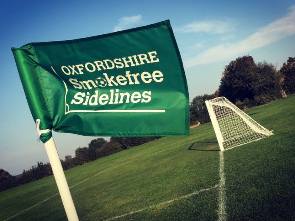 MarkLygo's tweet photo. It’s been a busy day @quarryrovers pavilion with  @CathyOlive &amp; committe members @SmokefreeSidel1 banner put up @danlevs @HealtyOxon @OxfordshireFA @OYFLeague @OMGFL #defibcheck #smokefreesidelines #oxfordshire #oxford #grassrootsfootball https://t.co/xEOGtAx02B