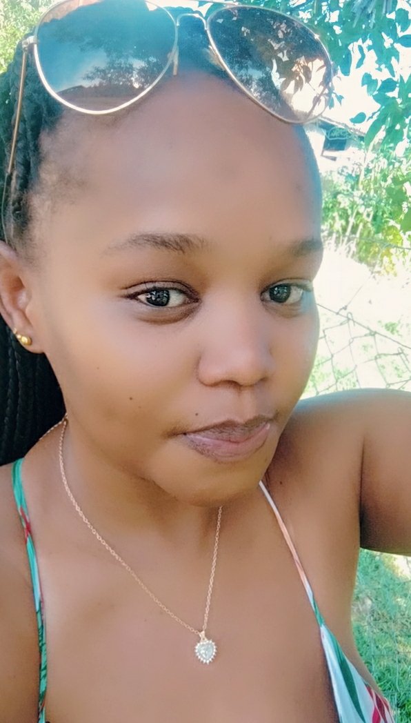 tiisetso_metlae's tweet photo. I need a male Besty😍no funny businesses 😅just us being friends 😝 https://t.co/2geGAnRznA