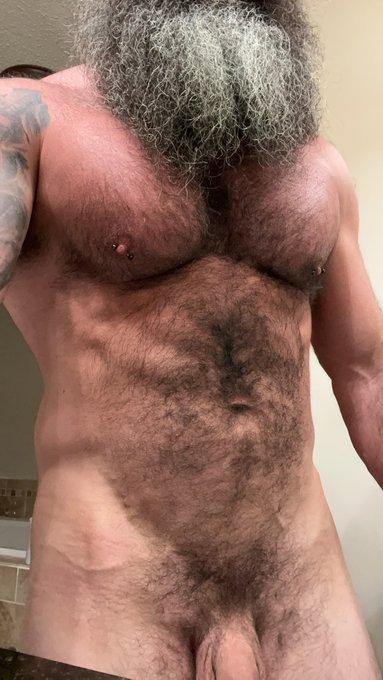 That chest workout really pops that chest. Who’s going to lay down for me while I do pushups? That needs