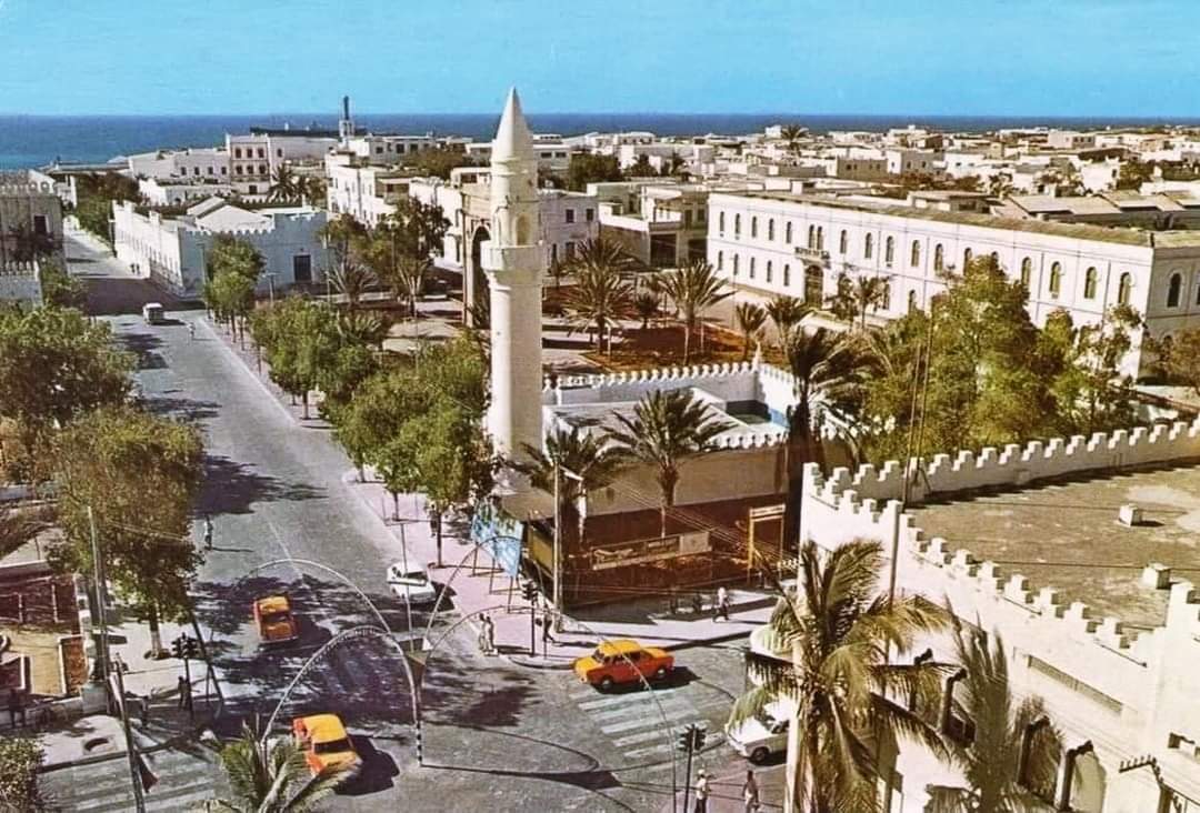 mubaarig40's tweet photo. Mogadishu 1979
#Mogadishu #Somalia #Africa #archive https://t.co/AdK5d6O7YR