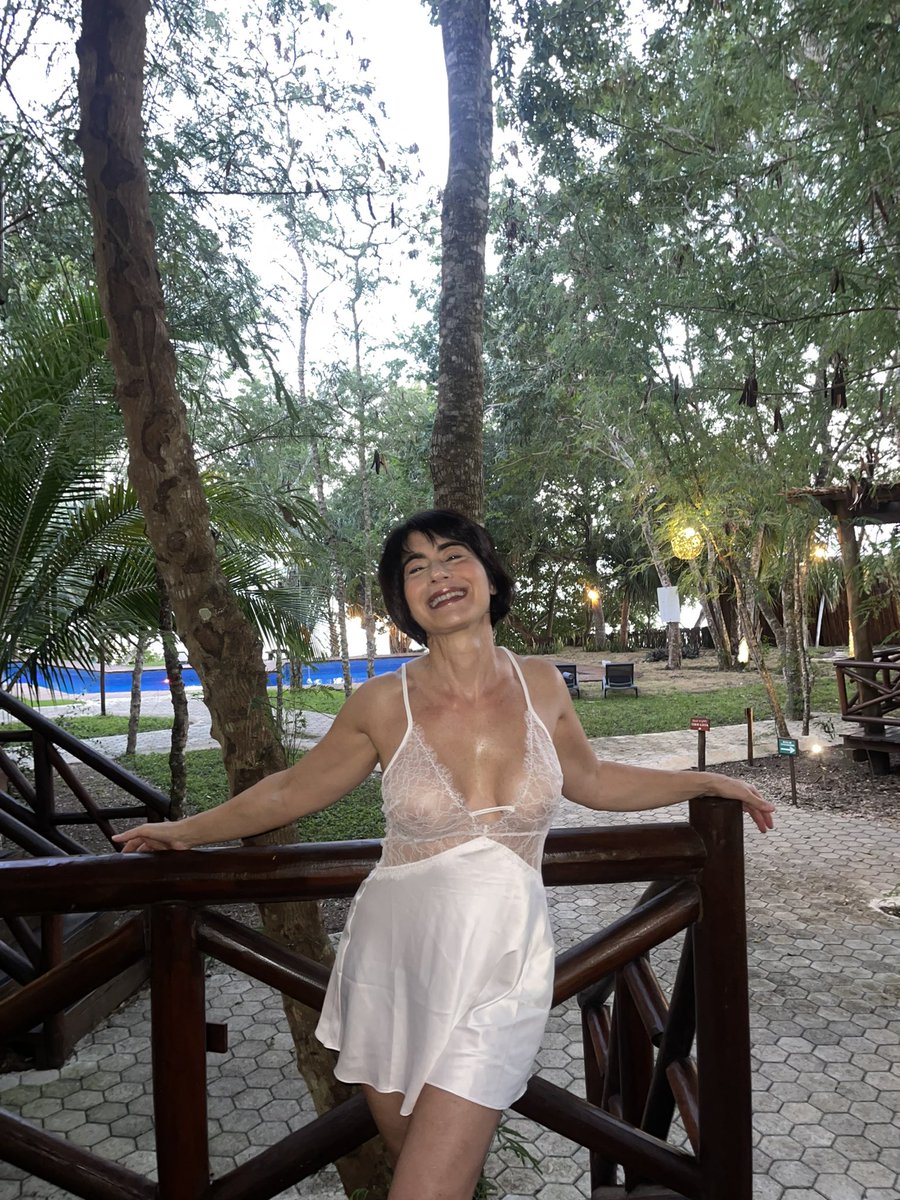 LINGERIE OF THE NIGHT 🌙✨