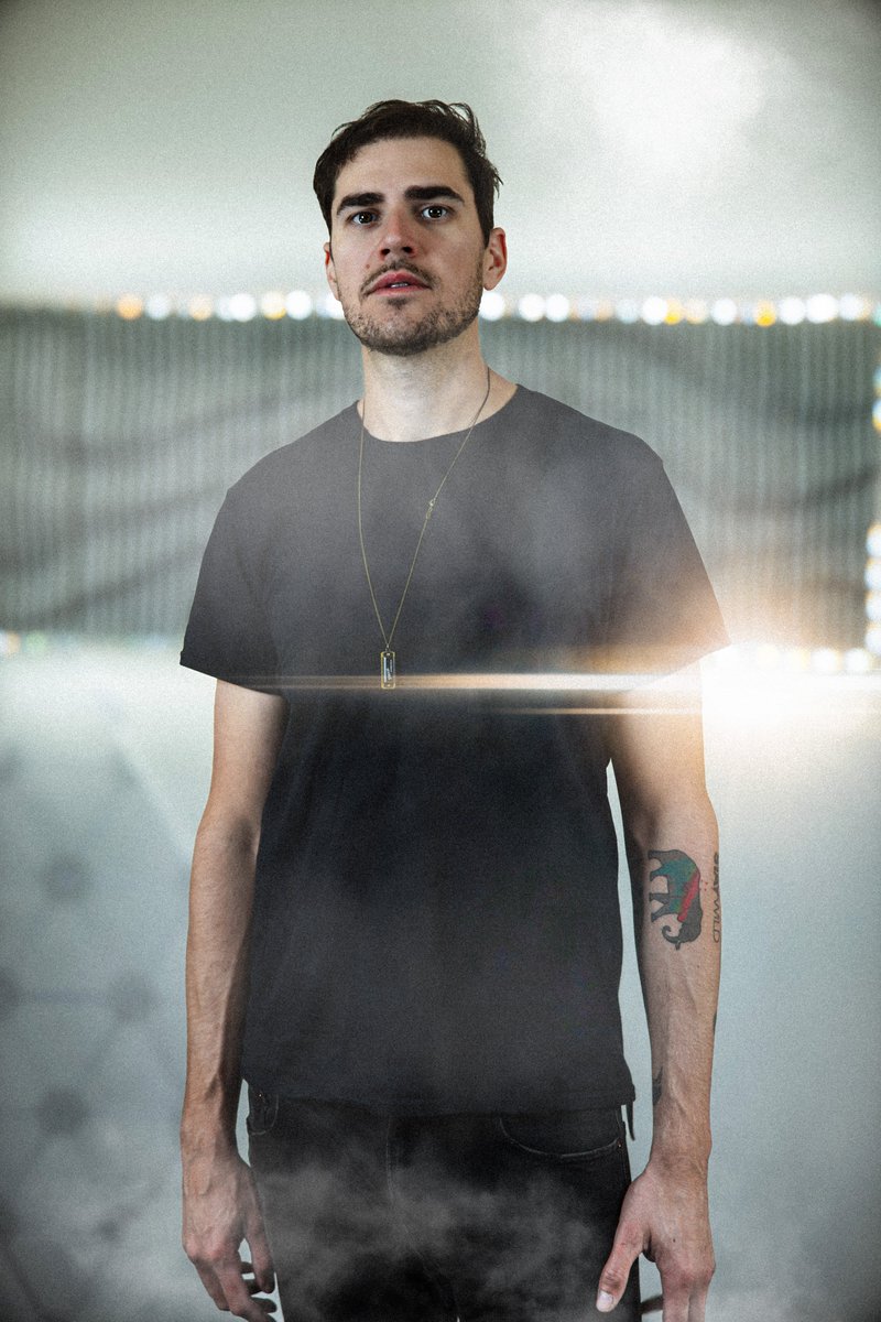 If Twitter can change its name to "X" I can change my name to Lioneer. Howdy, friends