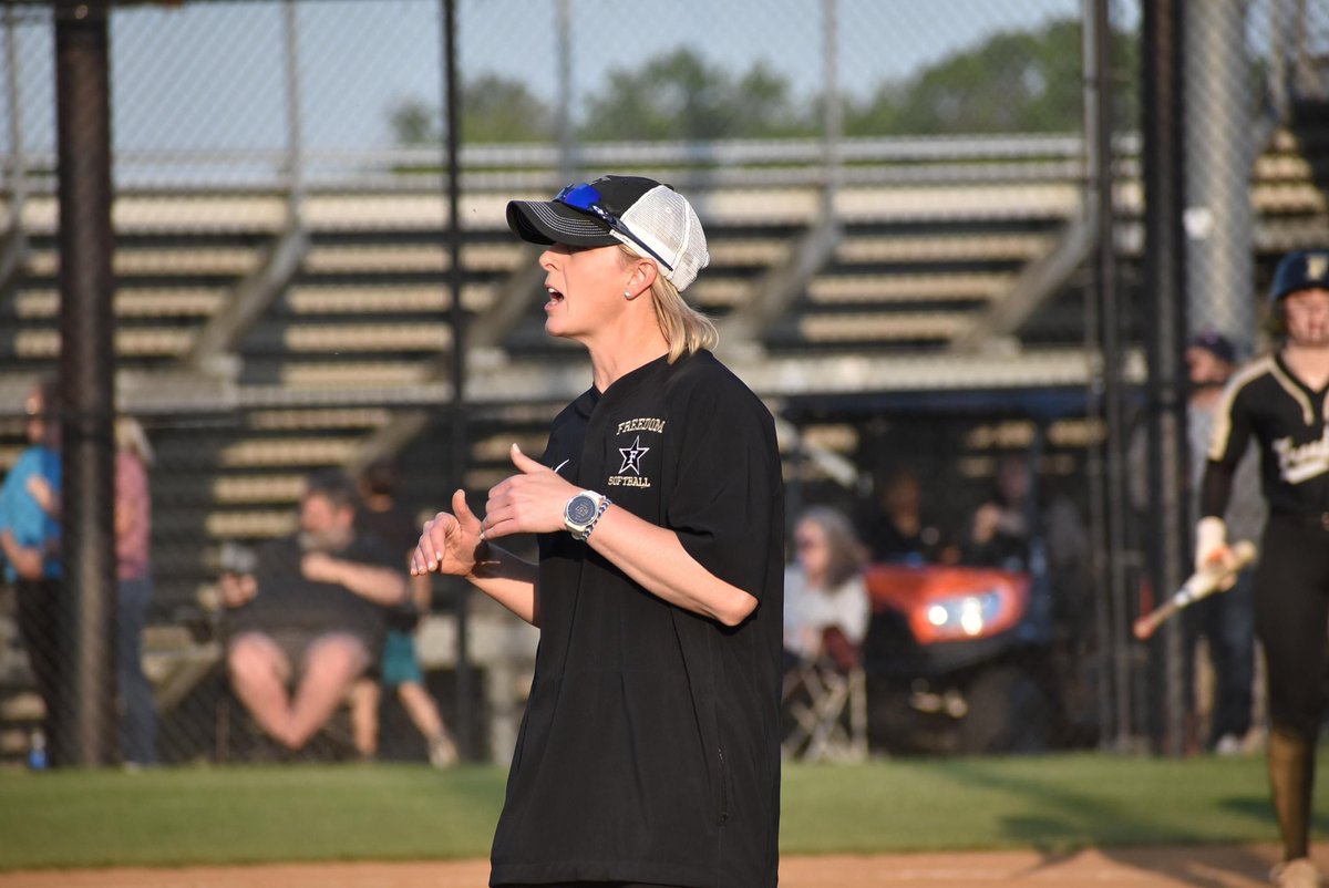 We are happy to announce Kelly Shipman-Bronowicz as the new Head Softball Coach. She has been coaching with the Va Glory Travel Club and in HS softball for 8 yrs, including the last two at Freedom. Kelly played at Maryland, where she was inducted into the Hall of Fame in 2016.