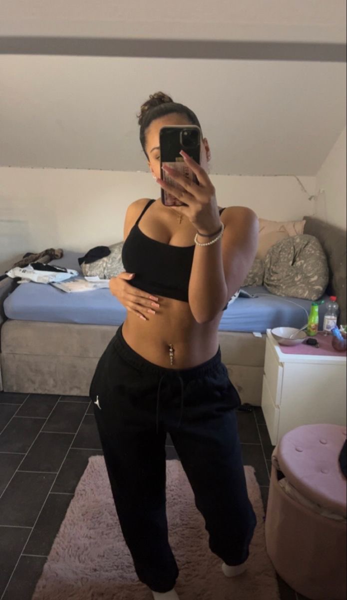 orientherrin's tweet photo. Heey Loser!😈
Na heute schon brav an mich abgedrückt?
Nein! Dann hol das Sofort nach mein Good Boy.
Sende 25€ und warte auf meine Anforderung!
Oder Sende mir einfach eine nette Zahlung wie ich es verdient habe!
Ich weiß doch wie schwach du bist🤣 
#zahlfotze #zahlschwein #fendom https://t.co/wqSzXz4fEy