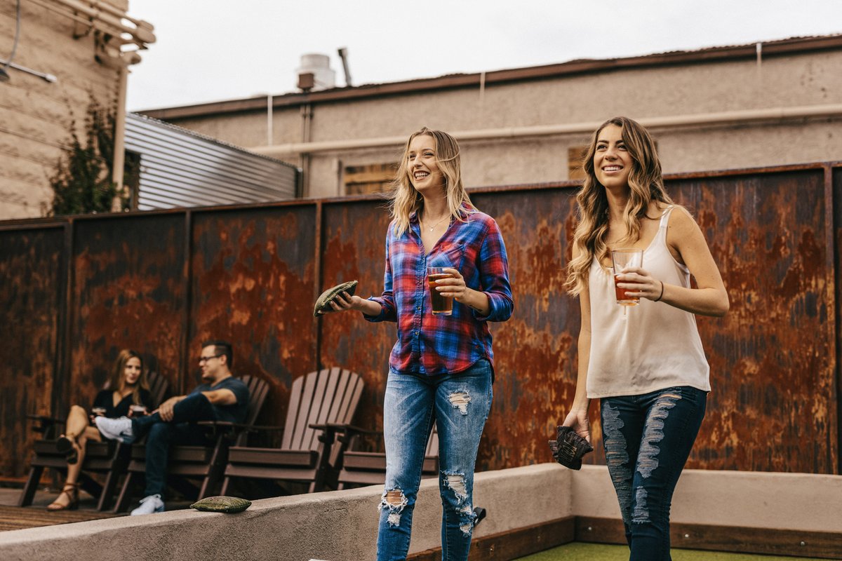 3walleraustin's tweet photo. Sunday Funday in our neighborhood! Enjoy eclectic downtown hangs and bars within walking distance of 3Waller 😎 https://t.co/yeJiiGR8A9