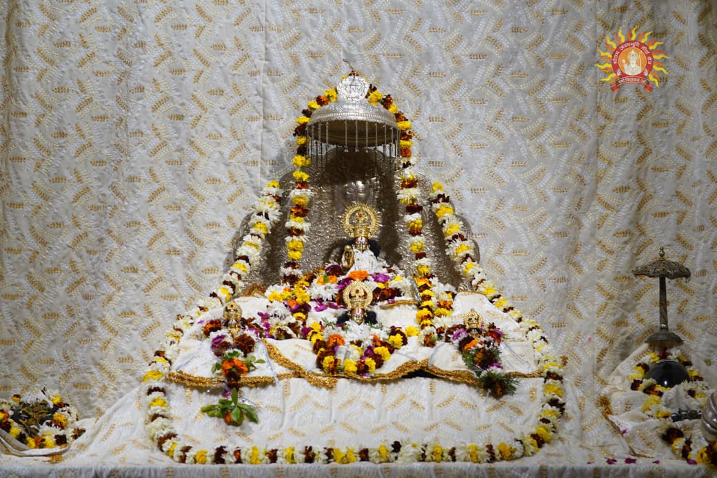 suni_krishna's tweet photo. @anki_neerpaje @PrajnaHegde14 @bhaava_chetana @ChaithraBhat4 @Madhukeshwara24 @anithamn @Divyas2009 @bkrishnananda @VaidehiM6 @poornakapasi @madavuswasthik @poorna_hegde @mespoorthim @sandhya_laxmi @vidyasrikrishna @chinmayabhat07 @Ganeshupadhya2 @divya98o @AkshathaBhatTP @VHPDigital @ShriAyodhya_ @AyodhyaManthan @Shankaracarya36 @HinduYouthAlert @karvhp @VishweshwarBhat @udayavani_web @AsianetNewsSN @ShankaraPeetha @girishalva @Vidyakailankaje @KiranKS @SriSamsthana @ShreeRaamaa @sriEruvakki @VijeeshCTK @abhidelampady @ShriRamTeerth @hindutemples108 @HarDilAyodhya @visit_rammandir @RamMandirIndia @a_veerraj @Samvadatweets @KannadaRepublic @BSYBJP @RSSorg @VrushankaBhat @yuva_brigade @BJP4Karnataka Rama abstained from consuming alcohol. He is the supreme ideal for all times. #RamMandir
#Ramlalla
#RaamYaan
#Ayodhya
#IndiaAwaitsRamMandir
#JaiShriRam
#RaamYaan https://t.co/f9rUqiAgqi