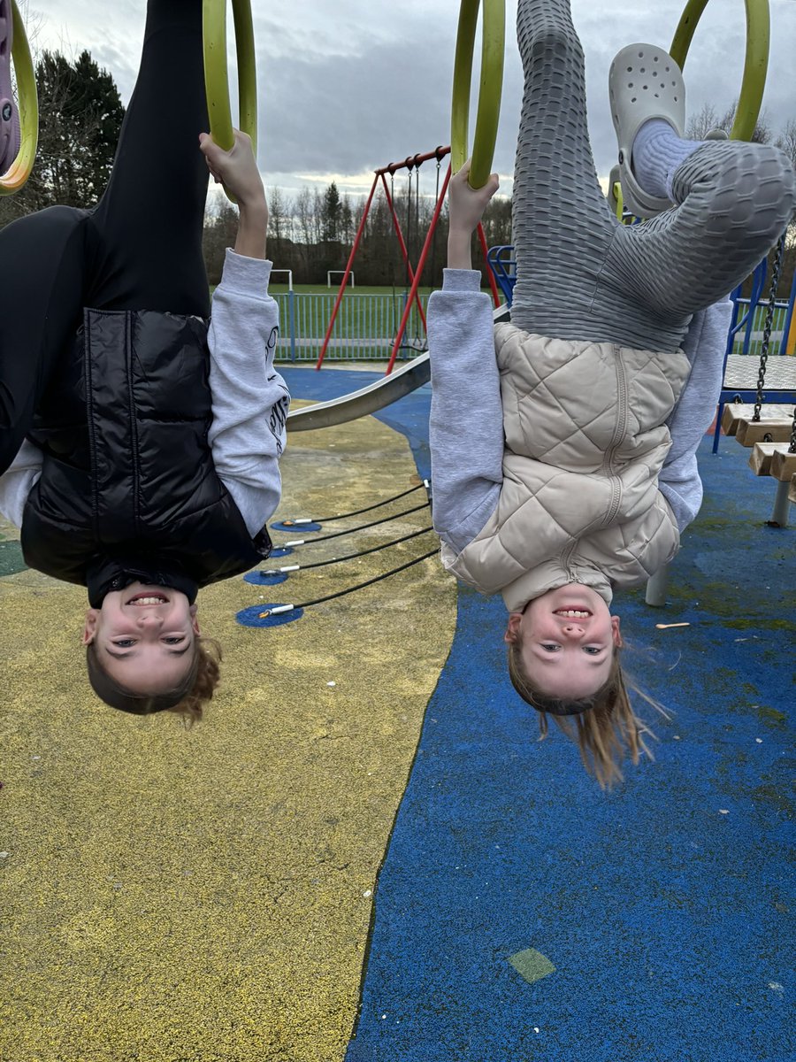 anna_mcdonald's tweet photo. @Farnworth5OG Emily and Amelia in the park . https://t.co/0nWXLlrB9e
