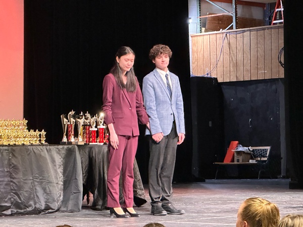 BereaMidpark4n6's tweet photo. And congratulations to co-captain Elizabeth Chen (10) for placing 2nd (of 48 entries) in Original Oratory! She's your tournament runner-up in O.O.! #BeTitansTogether #GetBetterEachWeek #CLEspeaks #OHspeaks https://t.co/CsCsgy1lQr