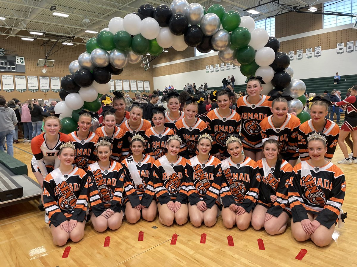 Congrats to our competitive cheer team on their 2nd place finish yesterday at the Grand Rapids West Catholic competition! We scored our highest round 1 and 2 scores of the season! These ladies are now 3rd in the state in average score! Way to go, Tigers! 🐅📣