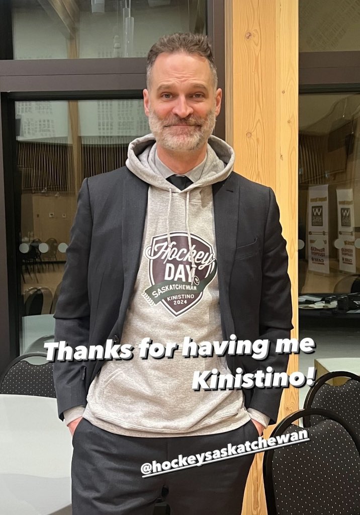 HockeyDayinSask's tweet image. You can’t leave Saskatchewan without a bunny hug! #unofficialsaskrules