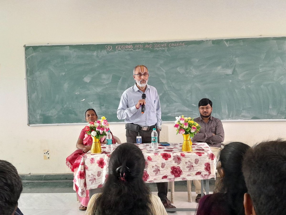 ShankarShanmug's tweet photo. Two days’ workshop on hard skill for engineering product design is conducted to inspire students in the field of engineering and promote them in the product design and protection. https://t.co/r4VibrIMi3