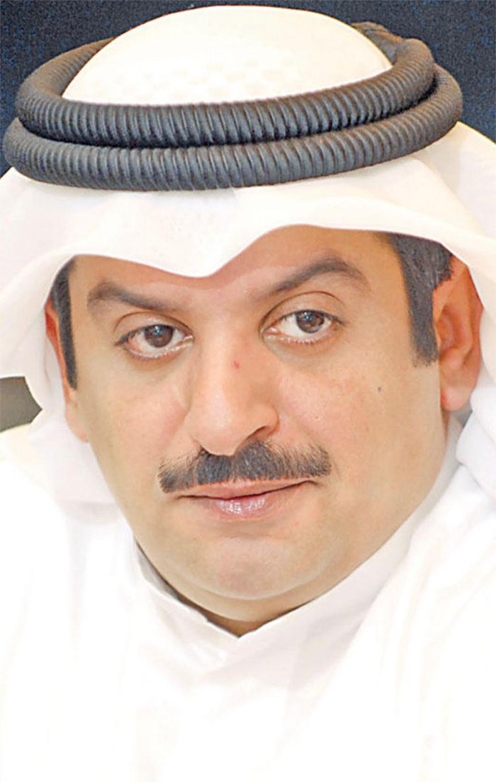 مدير الهيئة للرياضة يوسف البيدان بعد محاربتك لاتحاد كرة اليد والمنتخب الوطني قبل البطوله بمنعك التدريب في صالة صباح السالم وهذا بلسانك امام كل المشاهدين بالقناة الاولى وكذلك تاخيرك بصرف المستحقات واليوم المنتخب يتأهل لكاس العالم اقسم بالله الحقيقه انك تقدم استقالتك باسرع وقت 👋🏼
