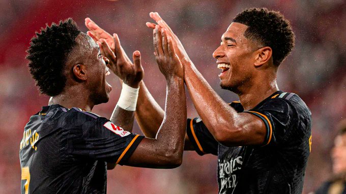 GOLAZO de Vinicius con el hombro, Real Madrid 2-2 Almería minuto 69. YO CREO EN LA REMONTADA #RealMadridAlmería #HalaMadrid #LALIGAenDAZN #LALIGAEAPORTS