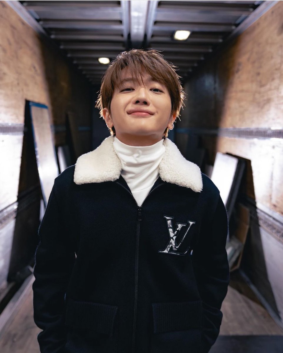 Daieeto77's tweet photo. まってやばいこれはカッコ良すぎるだろ‼️‼️
#Nissy #NissyMeetsYou https://t.co/JBBS19dfqi