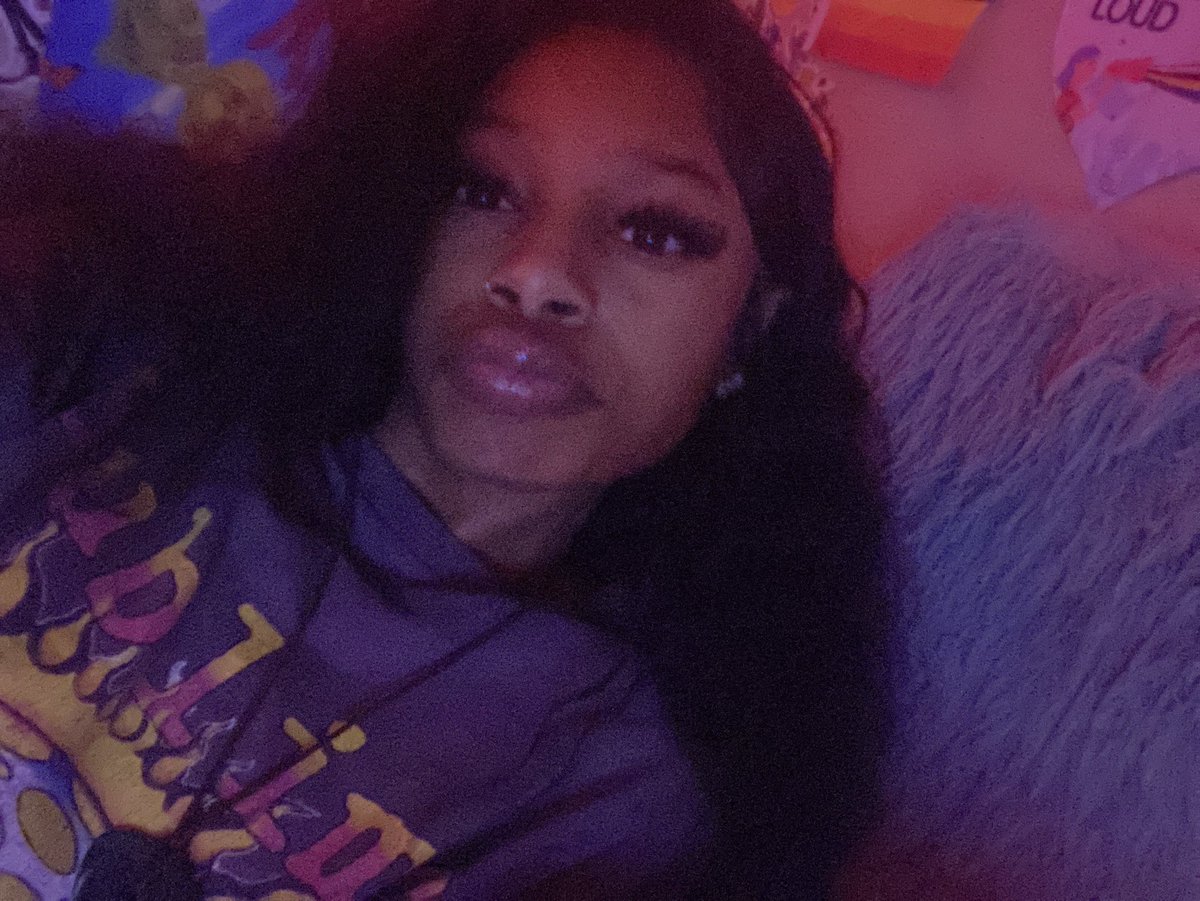 RICHYVANILLY's tweet photo. cousins my hair didddddd🫠🫶🏽 https://t.co/SEMdgUxB07