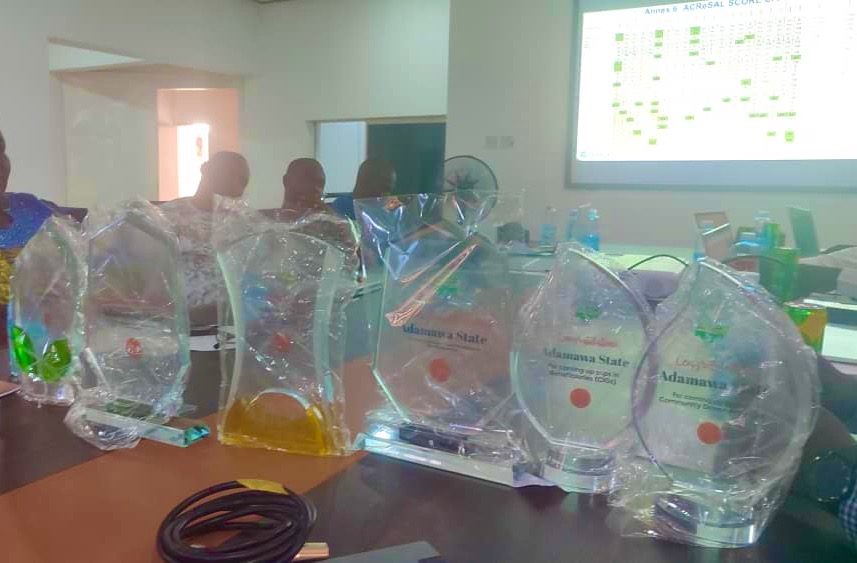 🌿✨ Celebrating Achievements and Sparking Inspiration for 2024 at Adamawa ACReSAL! 🏆🌟
PC Dr. Ibrahim D. Chinda <a href="/imdchinda/">ibrahim PhD</a> calls on every member of the ACReSAL family to gear up for 2024. Awarded 2 staff for dedication to duty🌱🌍
#ACReSAL #TeamSpirit  #2024Goals✨🌿