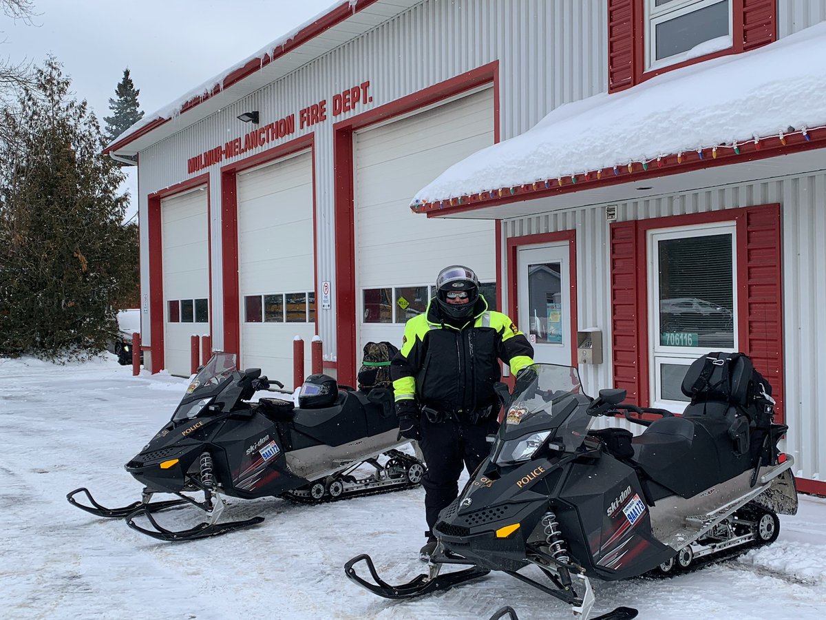 #DufferinOPP officers are out on patrol today conducting RIDE, radar and general enforcement on out trail systems. Please ride responsibly. ^af @DufferinCounty #orangevillesnowmobileclub #dufferindriftbusters