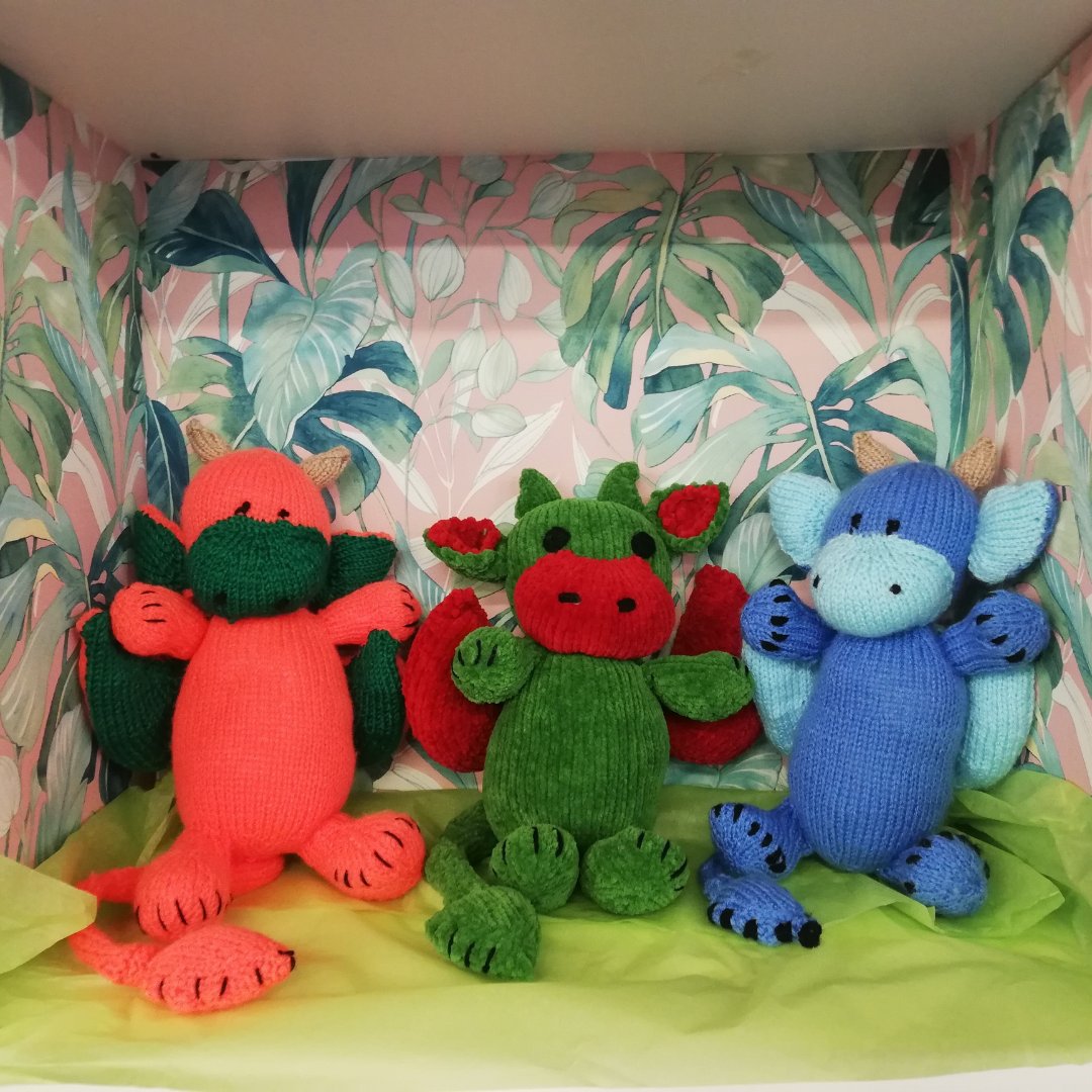 WFlibraries's tweet image. 🧶These are some of the amazing creations by the wonderful knitting group at #PontefractLibrary
Well done and thanks to them!
#knitting #fantasy #Pontefract
@wfmuseum @mywakefield