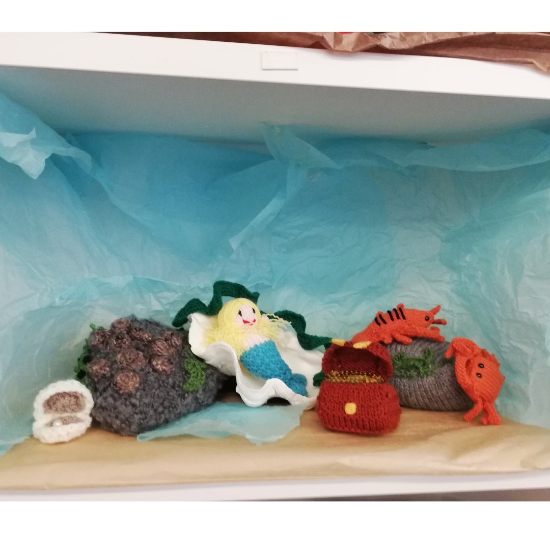 WFlibraries's tweet image. 🧶These are some of the amazing creations by the wonderful knitting group at #PontefractLibrary
Well done and thanks to them!
#knitting #fantasy #Pontefract
@wfmuseum @mywakefield