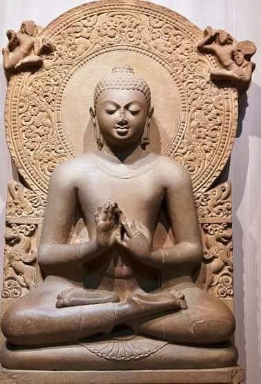 फाहियान, ह्वेनसांग, इत्सिंग और हाइचो किसी ने नहीं लिखा कि तथागत बुद्ध किसी विष्णु के अवतार हैं। 

भारत में किसी ने इन्हें नहीं बताया कि बुद्ध किसी विष्णु के अवतार हैं। 

अनेक बौद्ध स्थलों की यात्राएं की, मगर बुद्ध को विष्णु के अवतार के रूप में पूजे जाते हुए इन्होंने नहीं देखा।