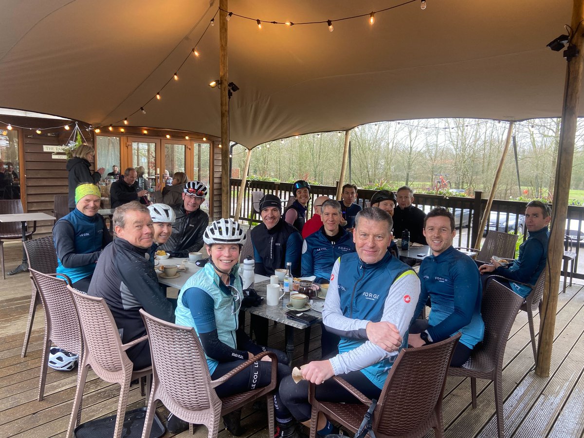 mpdouglas's tweet image. Enjoying a club coffee stop at the Milk Churn in Rudgwick, during a positively balmy 104Km. That brings my running total for #DoddieAid #teamedinburgh up to 800km. More to come!