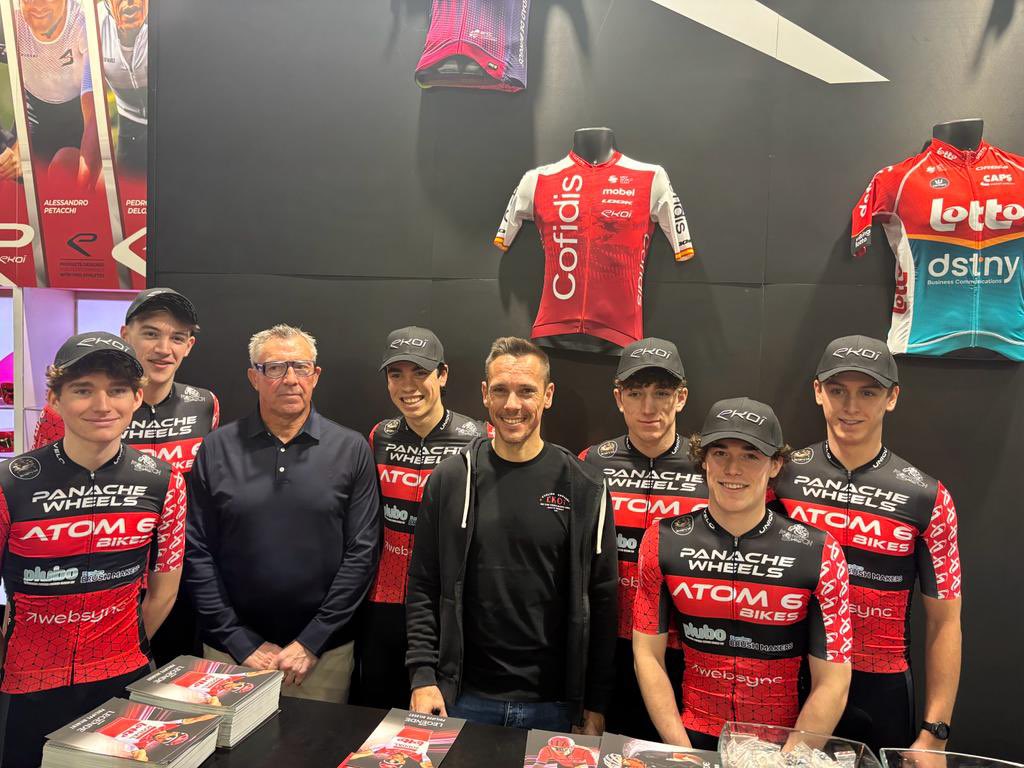 PhilippeGilbert's tweet image. PPO, point de passage obligatoire auprès de nos amis #Ekoi . C’est toujours sympa de revoir les fans de cyclisme.