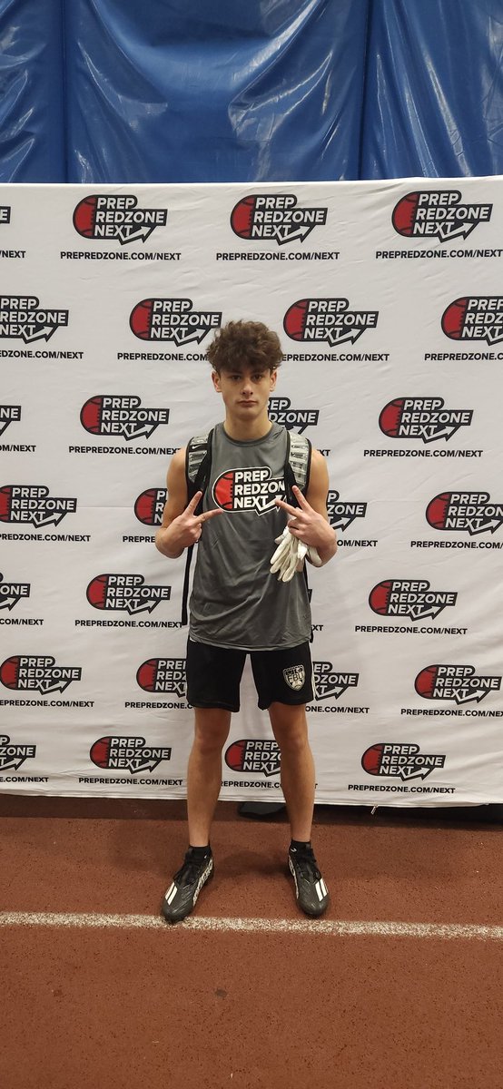 bro_garner's tweet image. True 2028 back to back 4.31 shuttles at Prepredzone NJ today.
Size+Agility
#shortshuttle #prepredzonenext

@SupremeAthlete_ @PrepRedzoneNext @AlPopsFootball @PRZ_CoachSilva @PRZPAvic @CoachMarkCT @TheUCReport @BHoward_11 @UANextFootball @Aazaar23 @CoachDHilliard @CUCoachReed