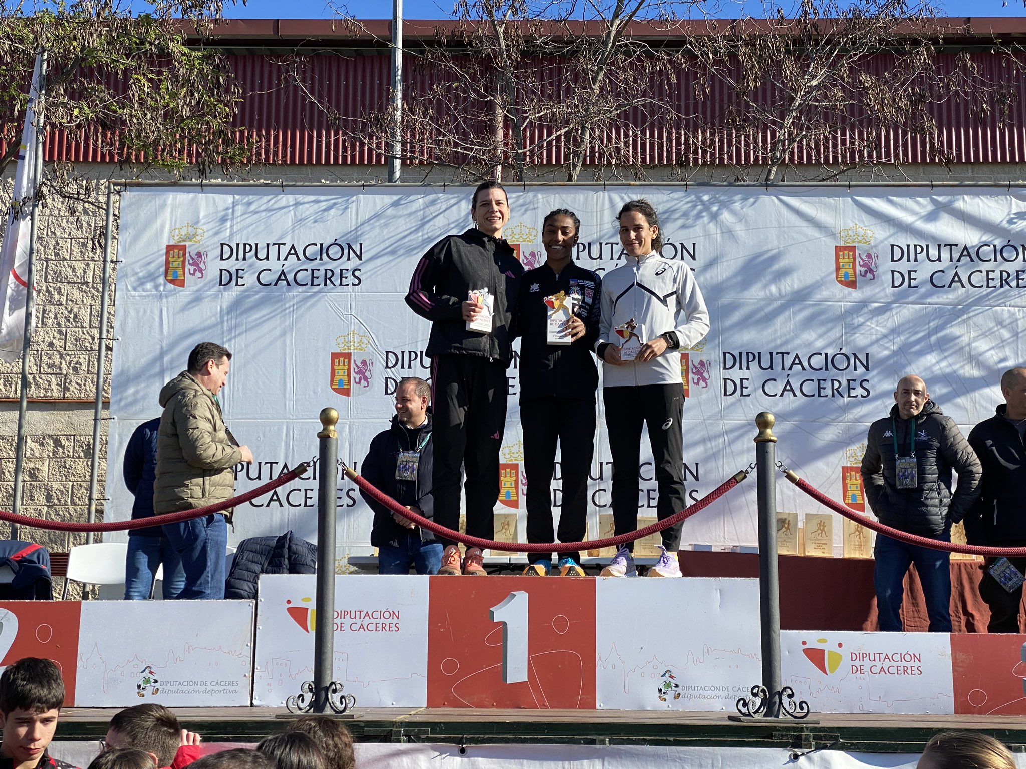 El keniano Kiplagat y la etíope Amebaw ganan el Gran Premio de Cáceres