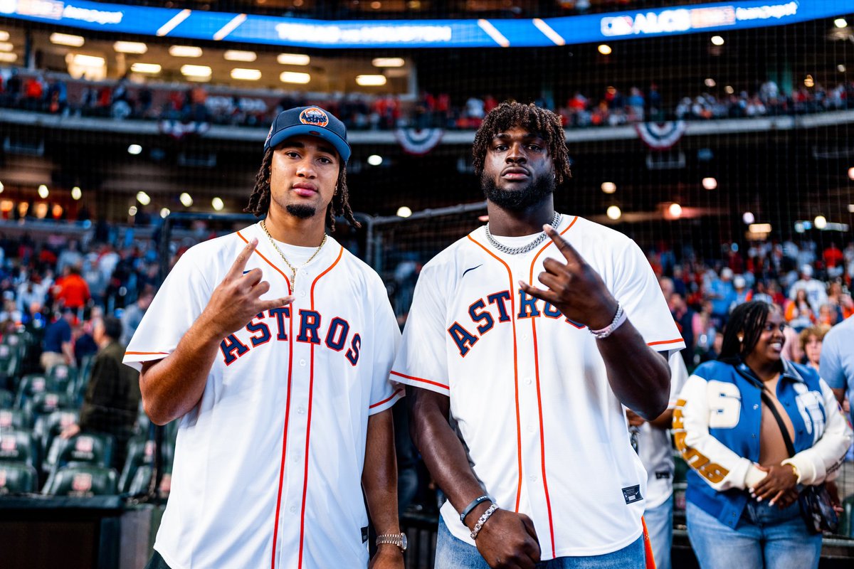 Congratulations on a great season and making this city proud <a href="/HoustonTexans/">Houston Texans</a>!
