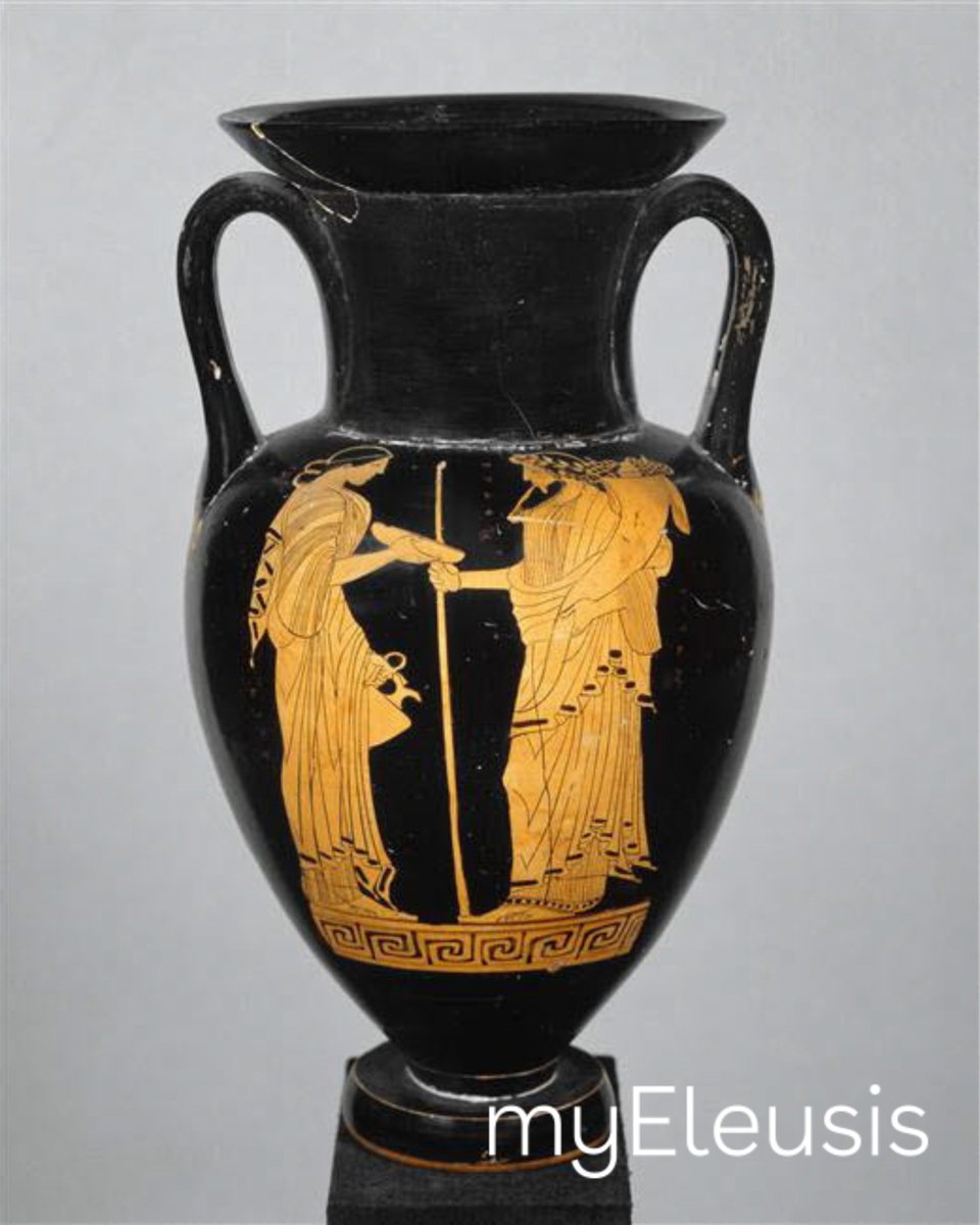 Ζωγράφος του Οιονοκλή: #Άδης και #Περσεφόνη / περ. 470 π.Χ. / Ερυθρόμορφος αμφορέας / Μουσείο Λούβρου • The Oionokles Painter: #Hades and #Persephone / c. 470 BCE / Red-figured amphora / Musée du Louvre

#myEleusis #Eleusis #EleusinianMysteries #Demeter #Ceres #Kore #Ελευσίνα