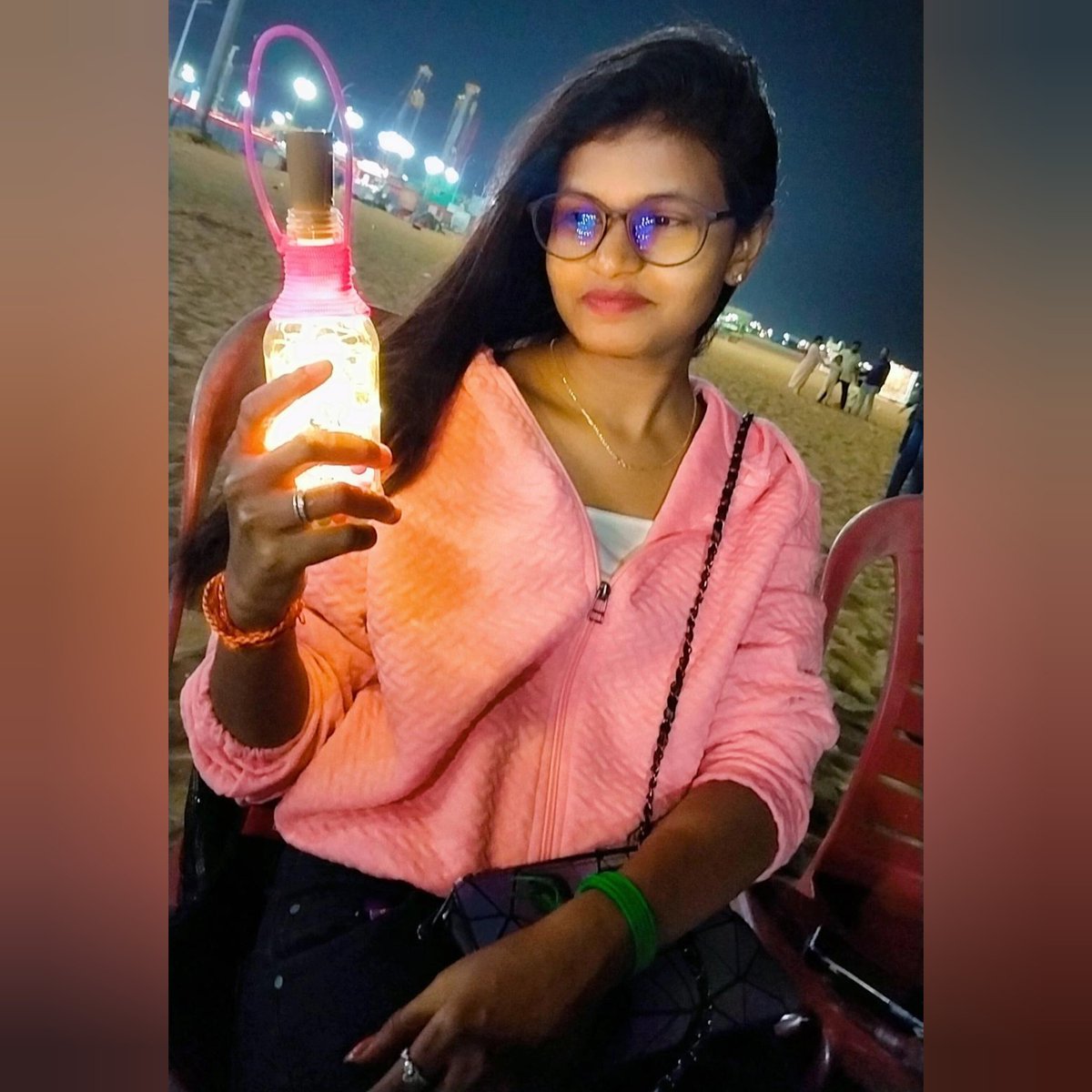 Mahalak56517524's tweet photo. #NewProfilePic https://t.co/xMVUX7suEs