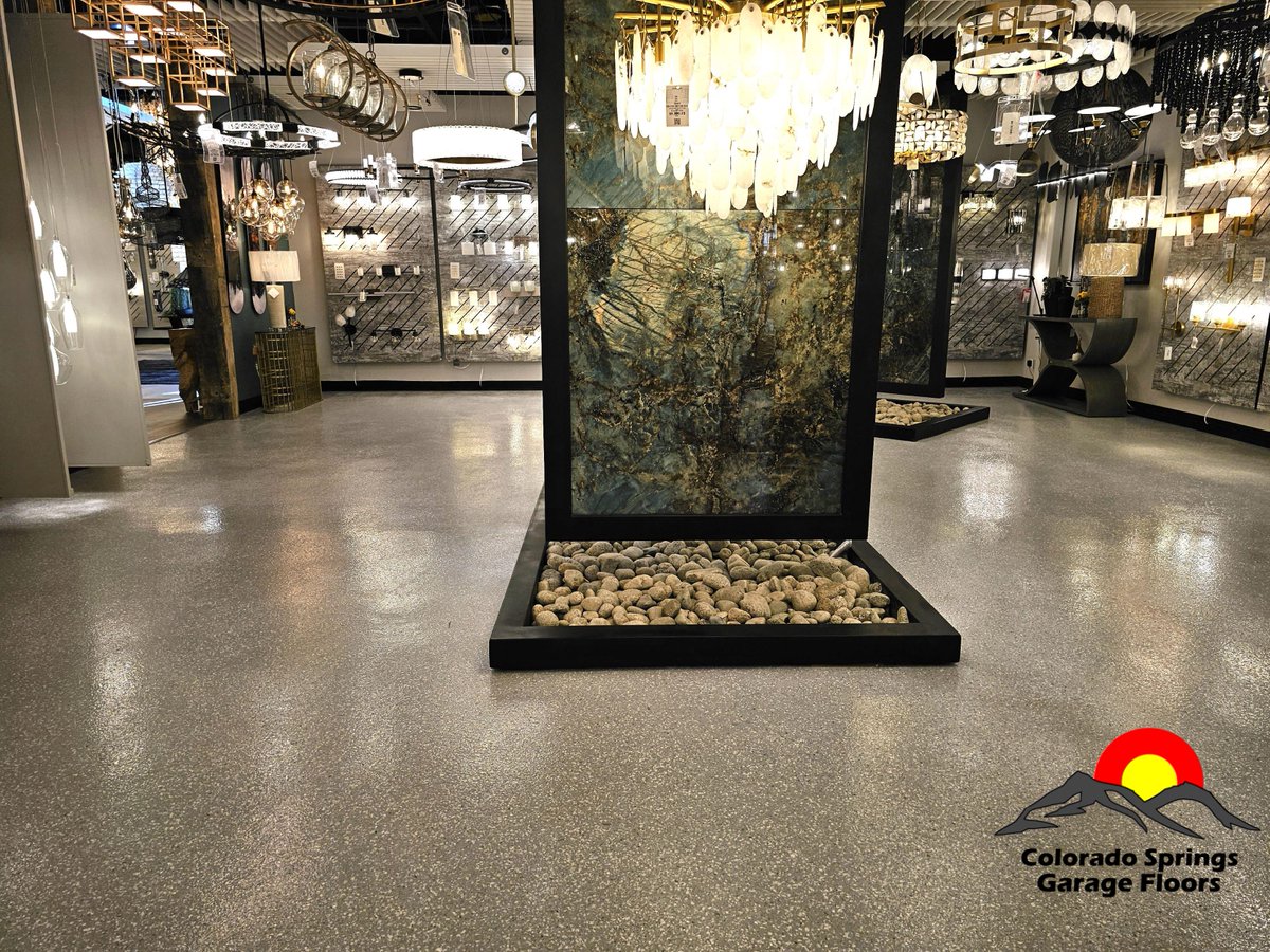 Check out the new flooring at Urban Lights retail space - Colorado Springs Garage Floors Polished Concrete Collection. Flintstone Lt Gray Flake & Greystone Lt Gray Pigment. Stunning!
#ColoradoSpringsGarageFloors #UrbanLights
rfr.bz/t8wutey rfr.bz/t8wutex