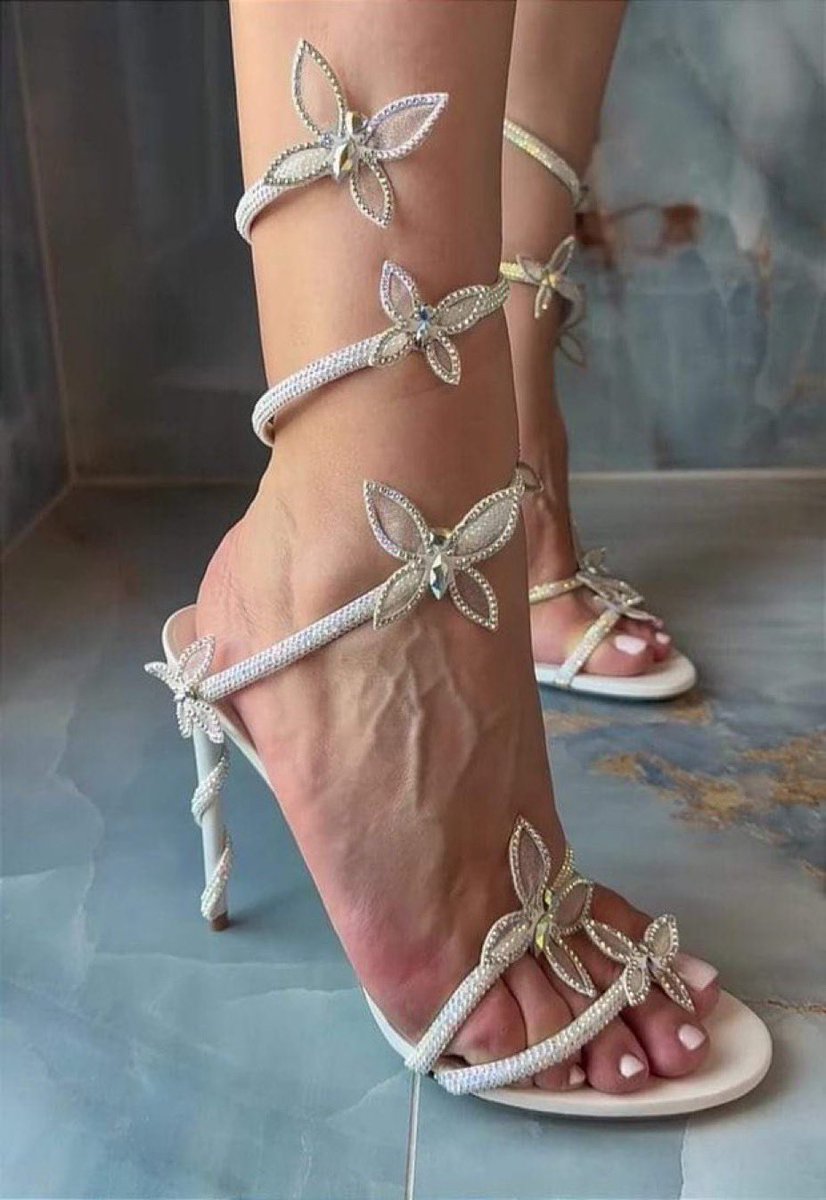 Butterfly heels 🤍