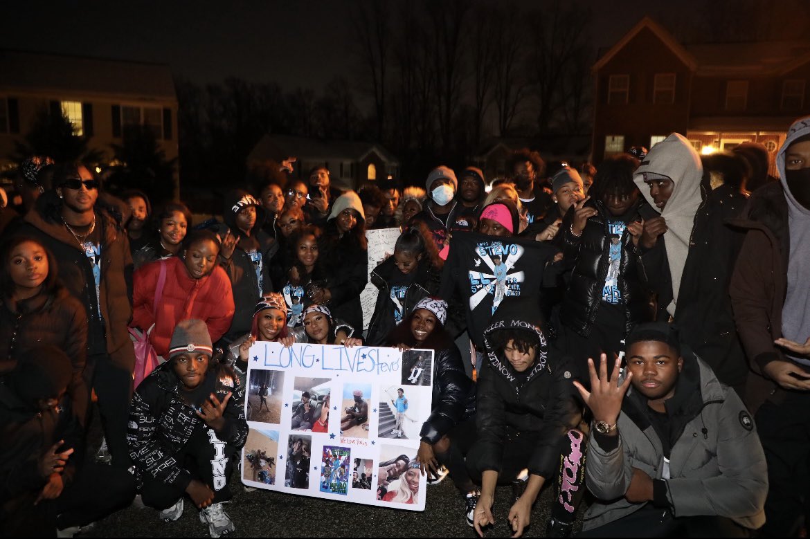 Kloeuncutt's tweet image. Forever your world🤍💙#LLSWIPE