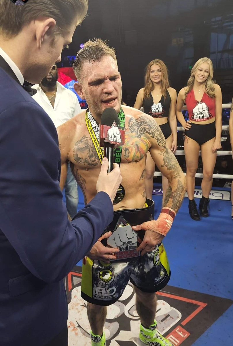 KnuckleUpPC's tweet photo. @Mickmaynard2 UFC has one South African champion how about a second? 
@LTSMASHNELSON https://t.co/BczL0fxy8q