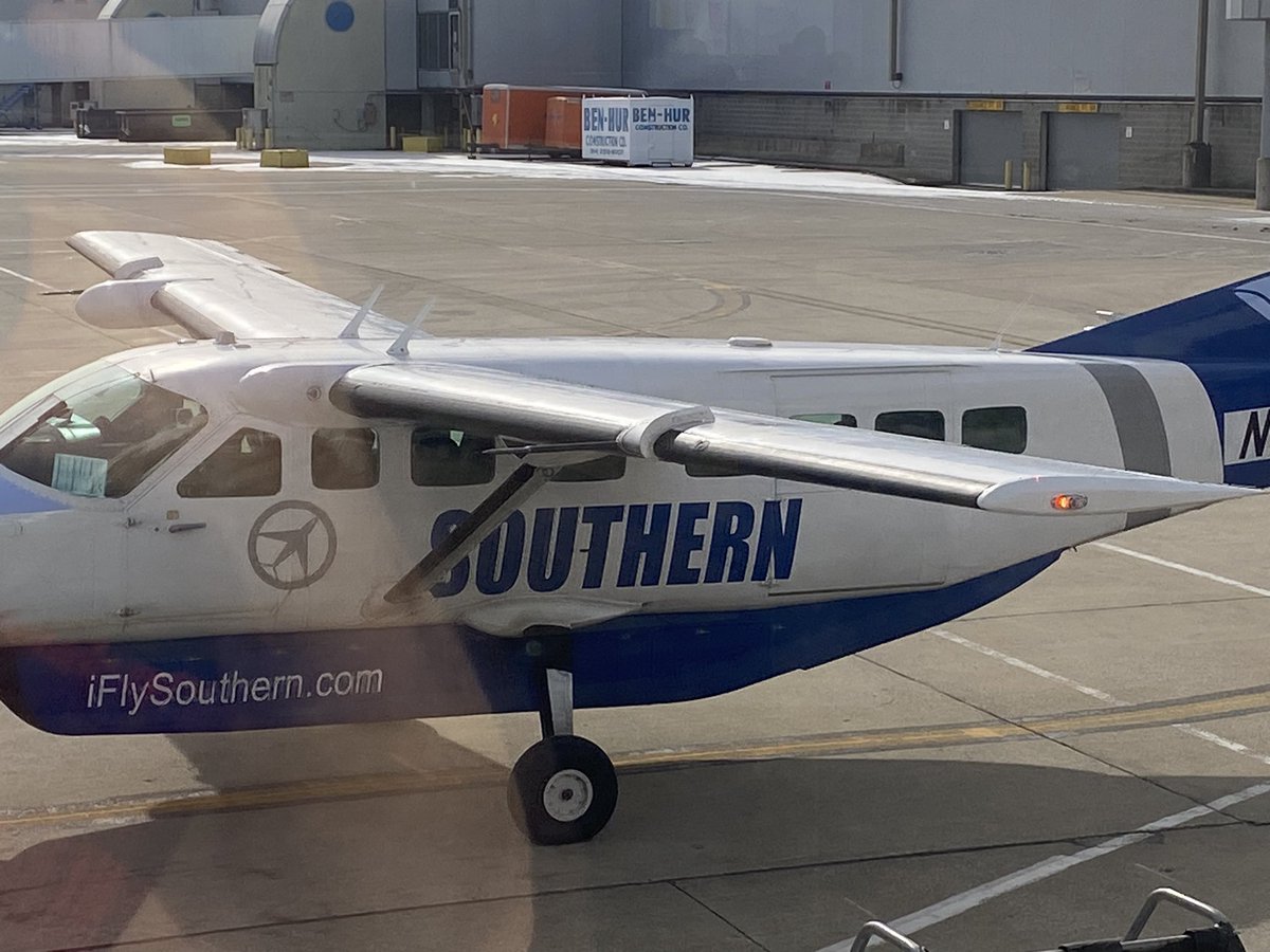 StoolMintzy's tweet photo. My Amtrak train back to Chicago got derailed in Texas so I am flying back on this absolute beauty through Burlington, Iowa…. Wherever the heck that is. Send Ts &amp; Ps https://t.co/3ABVxn24Aa