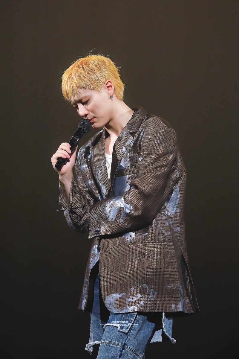 underwater (@under85water) on Twitter photo 