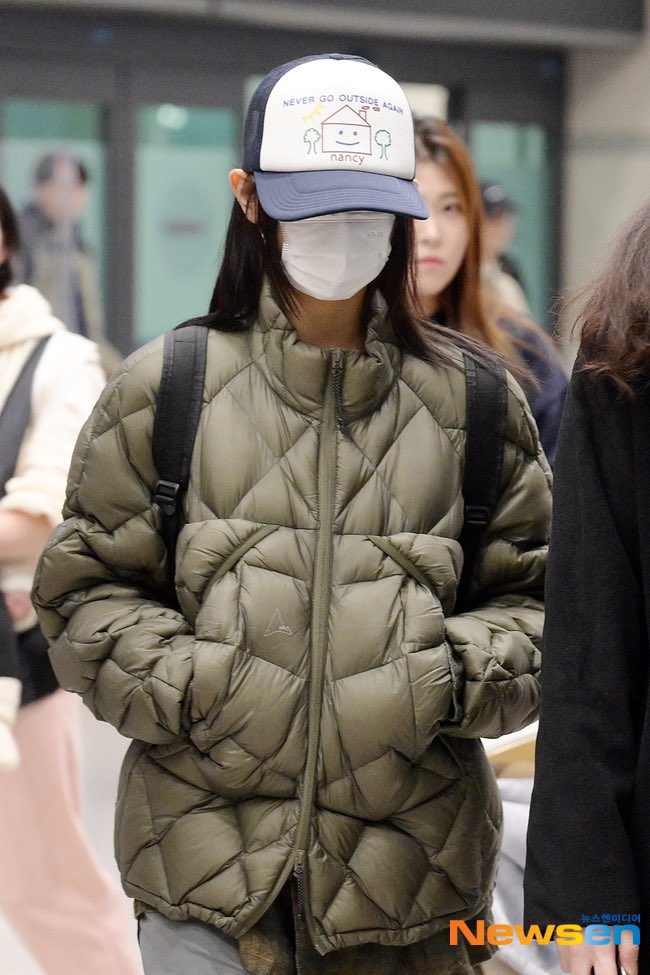 archivehaeriin's tweet photo. haerin at ICN airport ✈️ 
[240121] 🐹

#newjeans #haerin #뉴진스 #해린 #ICNairport https://t.co/CZu2piuknI