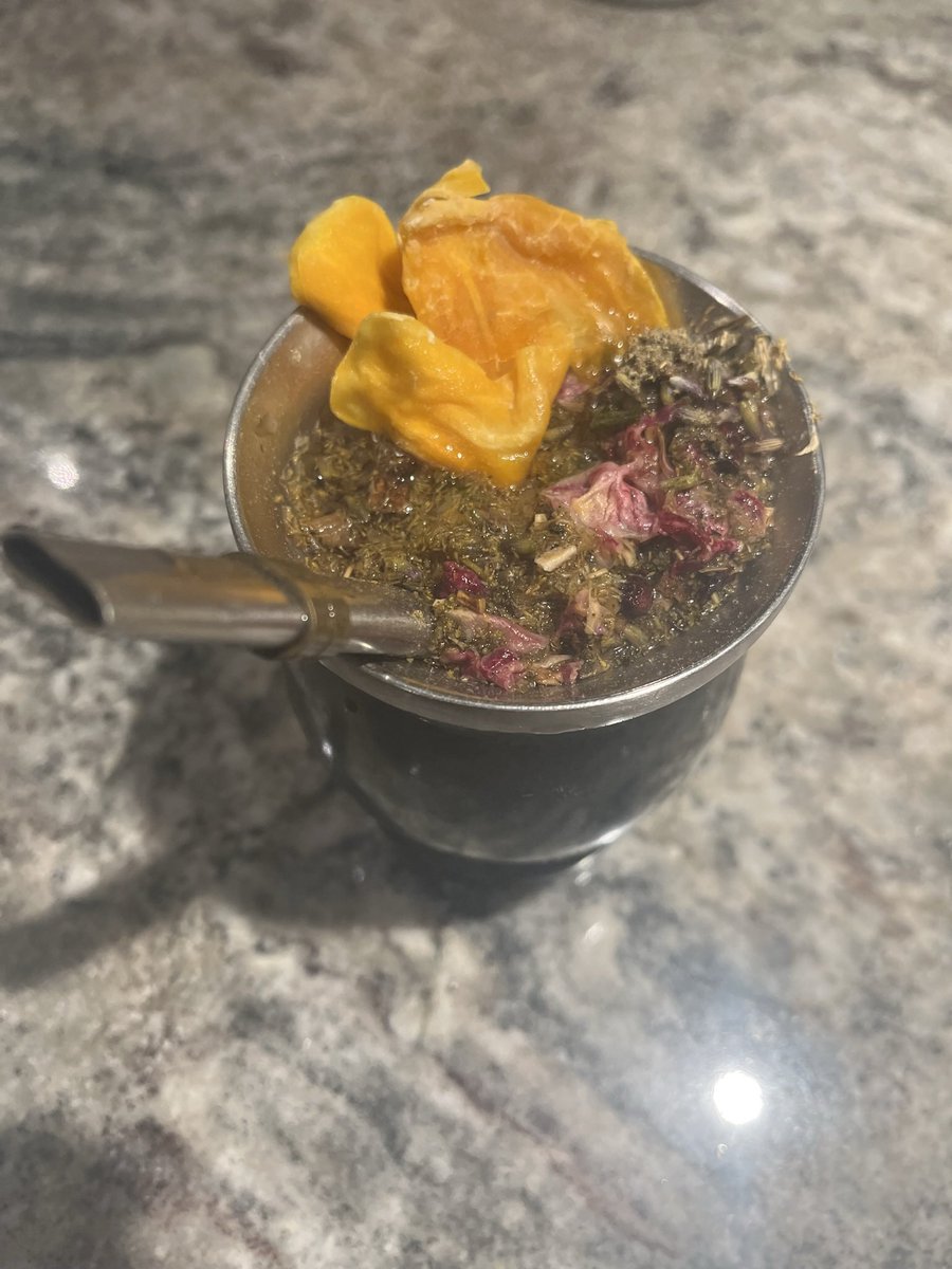 MRB3LMAR's tweet image. Potion Maxxing 🧪🧉
-
Guess The Ingredients 👀
-
#potions #biohacker #dojo