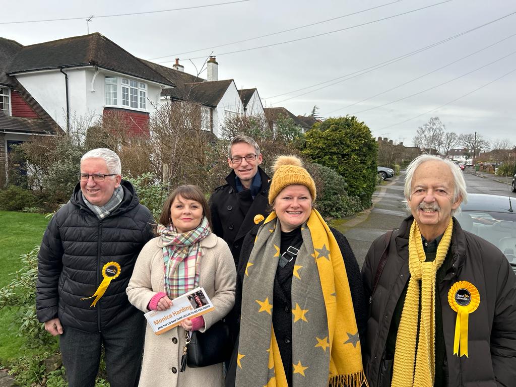 Our wonderful #Walton team were out for a third day of canvassing today, with local @ElmbridgeBC councillors @ClareBa2022 and @khewens joined by their #EastMolesey colleague Richard Flatau to listen to residents' views. Lots of support for @monicabeharding too! #MakeItMonica