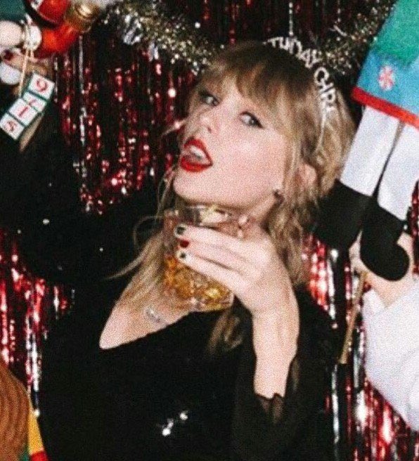 steffi21011's tweet image. It's my 25th balloon day!!! ❤️🙃🙃🎂🥳
#AquariusSeason #January21 
#PlutoInAquarius