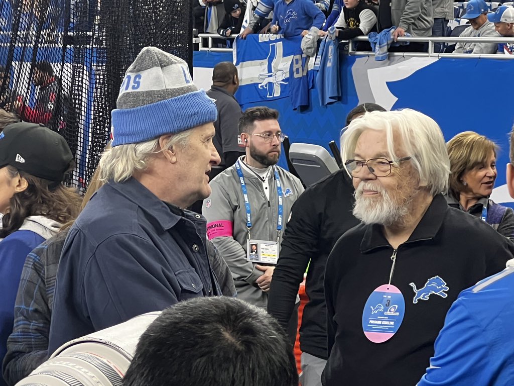 BradGalli's tweet image. Jeff Daniels and Bob Seger are at Ford Field for the Lions game