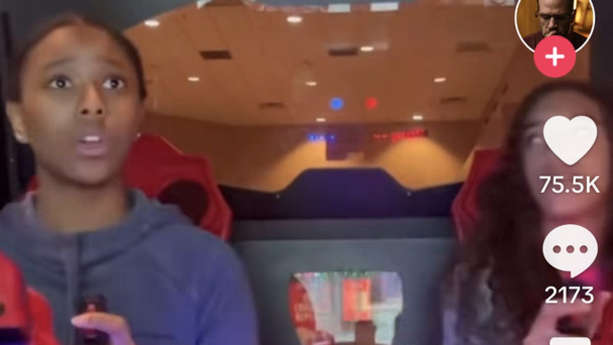 Viral Video: Young Girls Think Smart and Record Creepy Men At Movie Theater dlvr.it/T1h3vz